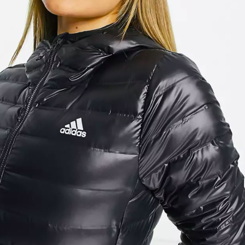 Adidas® 2023 - Nouvelle doudoune légère